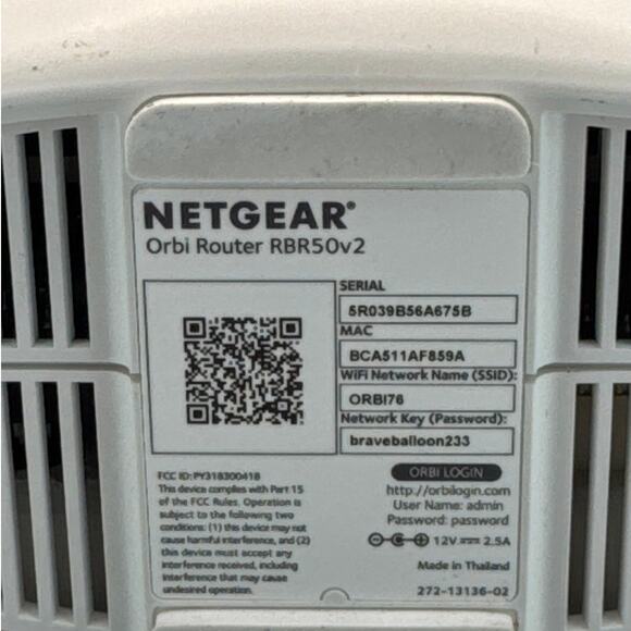 Netgear Orbi RBR50v2 Router AC3000 Tri-Band Mesh Wi-Fi - Picture 4 of 6